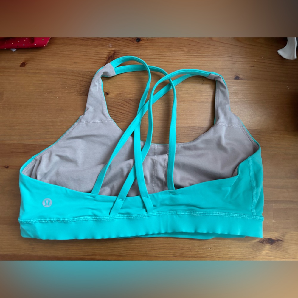 Size 12 Lululemon energy bra in teal